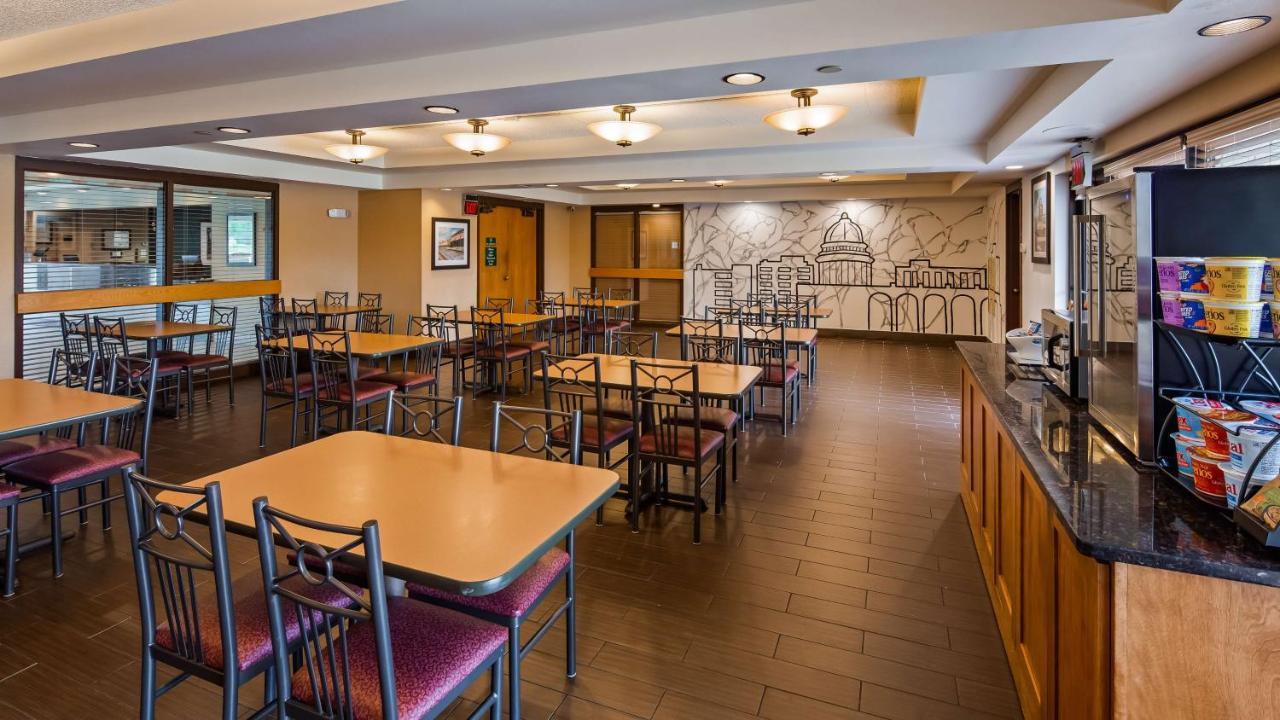 Best Western East Towne Suites Madison Bagian luar foto