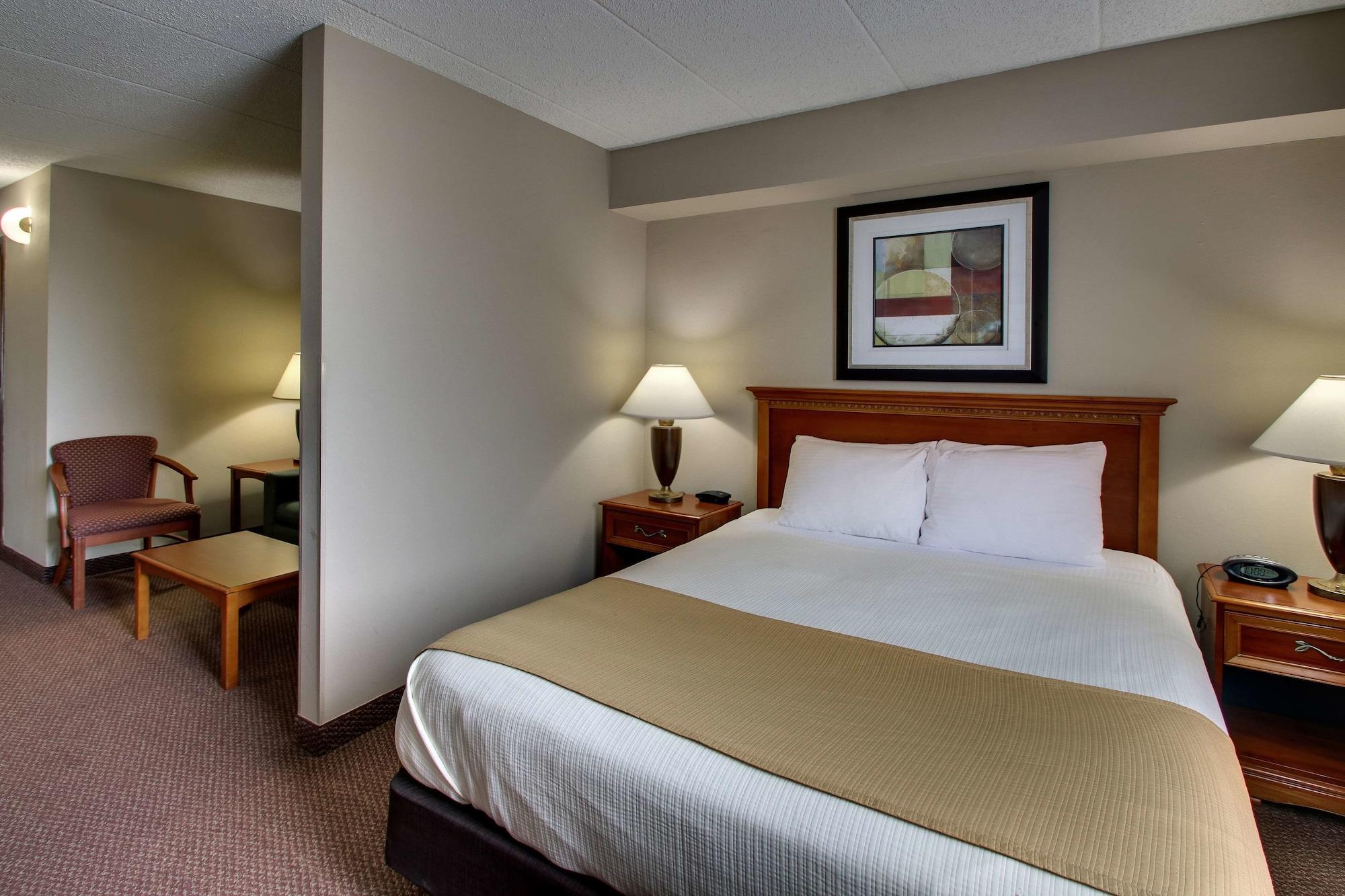 Best Western East Towne Suites Madison Bagian luar foto