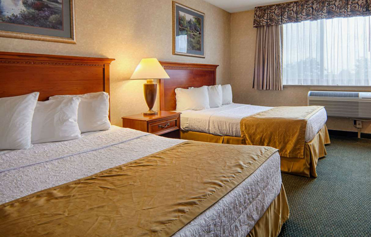 Best Western East Towne Suites Madison Bagian luar foto